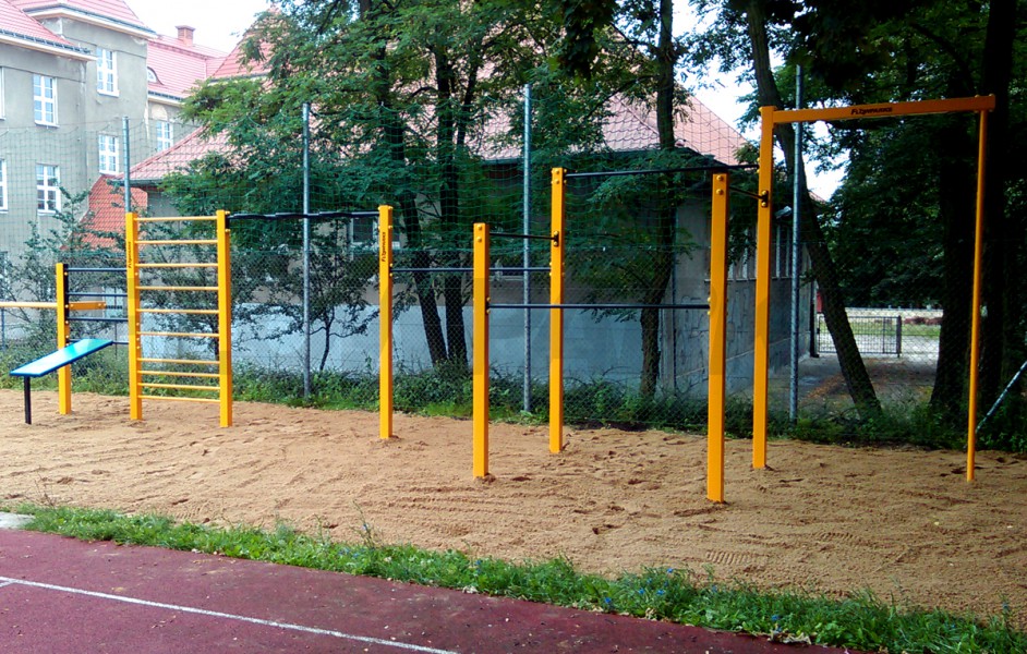 Park kalisteniczny do treningu street workoutu Poznań